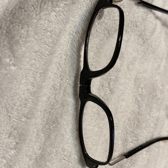 MEN/WOMEN readers click in the middle/I-hav 2/1.75 both blk,3/ 1.25 brown,2/1.00 - Picture 5 of 5